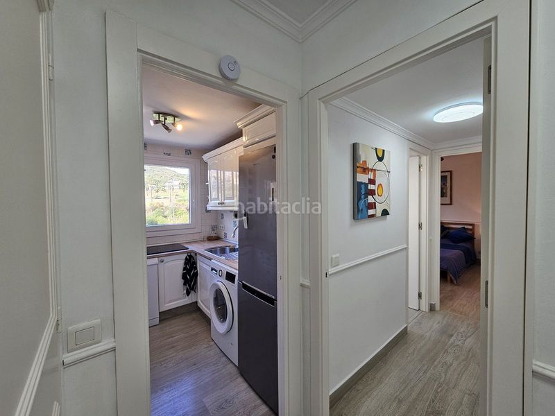 Foto fe9ee9ab-3c3c-4a17-be8e-ed35af59e06e. Apartament amb aparcament a La Duquesa Manilva