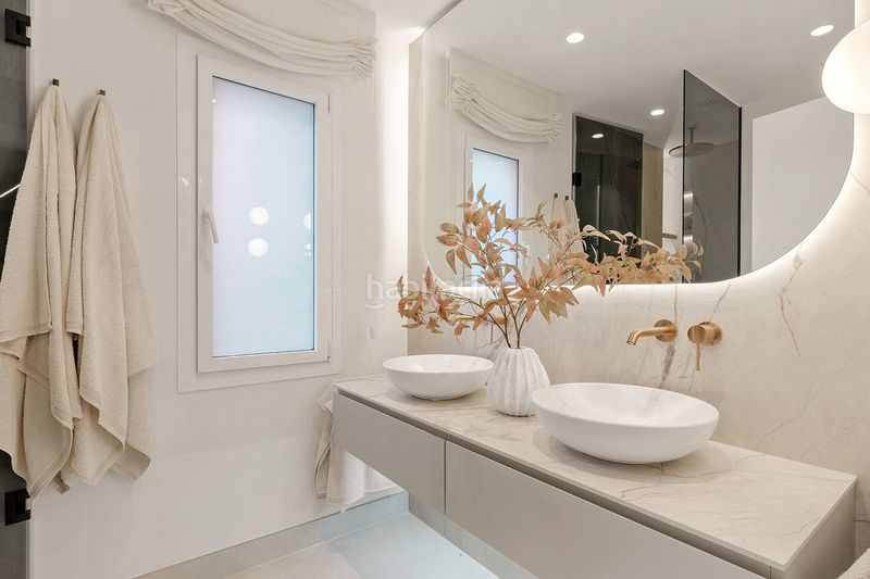 Foto 7ba73d7f-adab-40af-ae32-45c4270e9e3e. Apartament amb aparcament a Zona Calvario Estepona