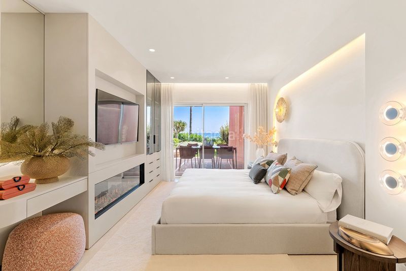 Foto caaba5bd-78cf-4273-b6b7-a637212363ba. Apartament amb aparcament a Zona Calvario Estepona