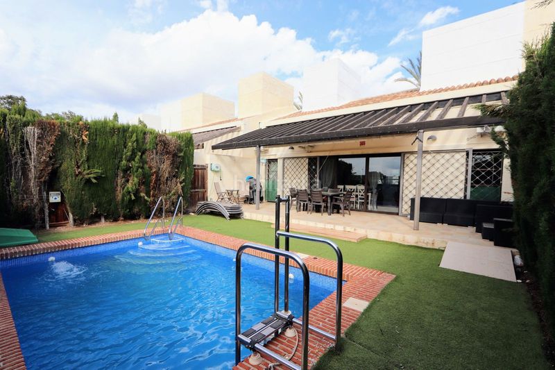 Foto def17e01-c79e-4c6d-bdc3-52d3a8b6308c. Casa amb aparcament piscina a San Miguel Murcia