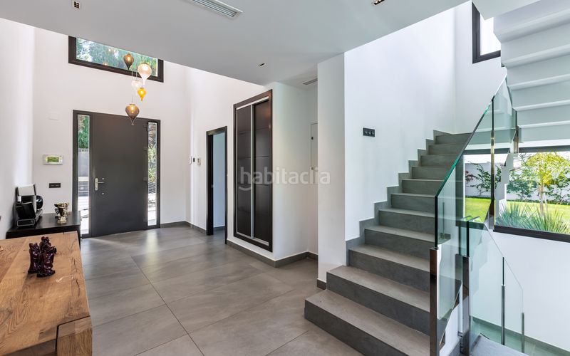 Foto 8bc6b874-f743-43ac-9f9b-259d9ce2043b. Casa a Parque Central Estepona