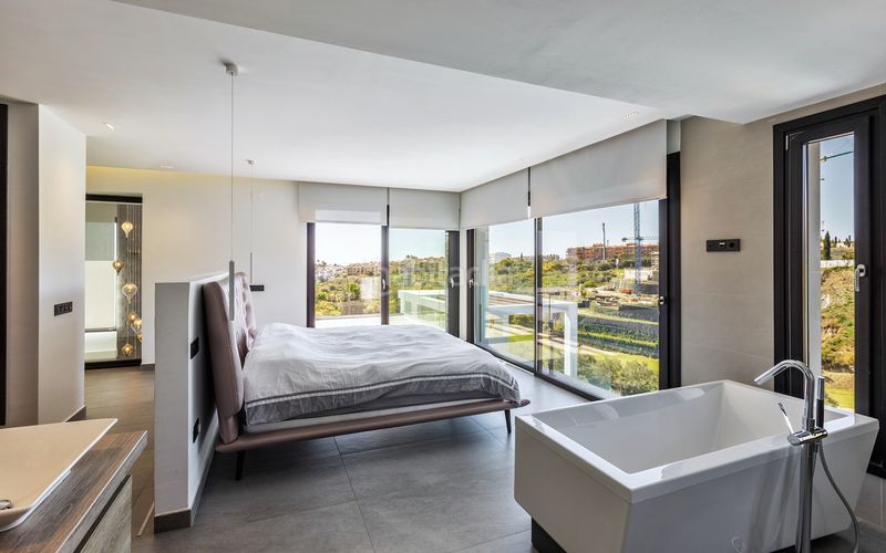 Foto ec509f37-770c-48c7-9610-db02c56bda43. Casa a Parque Central Estepona