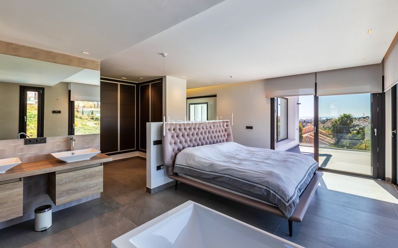 Foto fd265197-44c4-44c3-824c-cbc4566d8c84. Casa a Parque Central Estepona