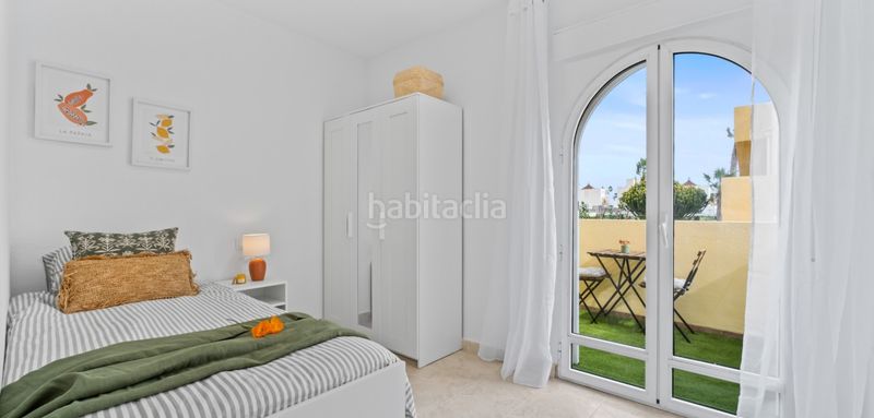 Foto 1bc8b8a6-7058-43ef-b56e-384873492b6b. Casa adossada a La Florida Orihuela