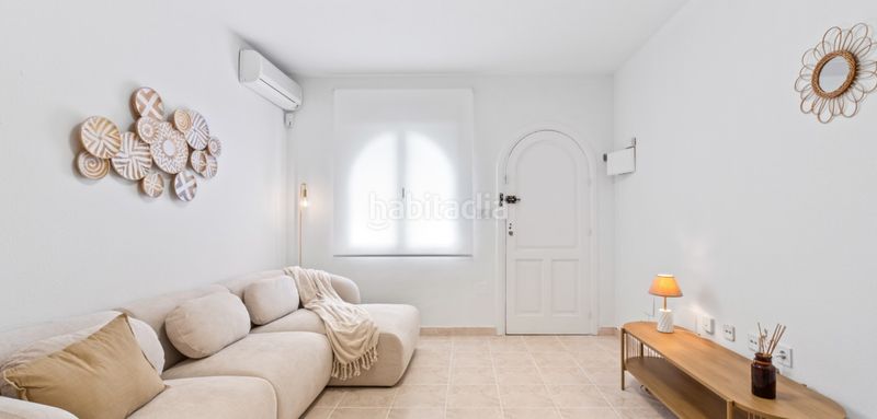 Foto 9e4f8867-6da7-49c8-b2d8-9a761a6fdd56. Casa adossada a La Florida Orihuela