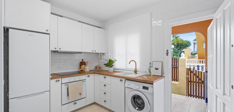 Foto a94a8425-af1e-47c9-9274-091a82b46e70. Casa adossada a La Florida Orihuela