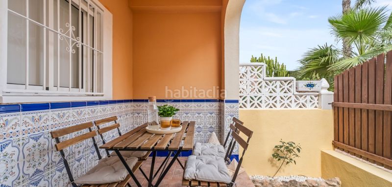 Foto ccd8c90e-26aa-4d2e-83ee-514b7dd6d4bc. Casa adossada a La Florida Orihuela