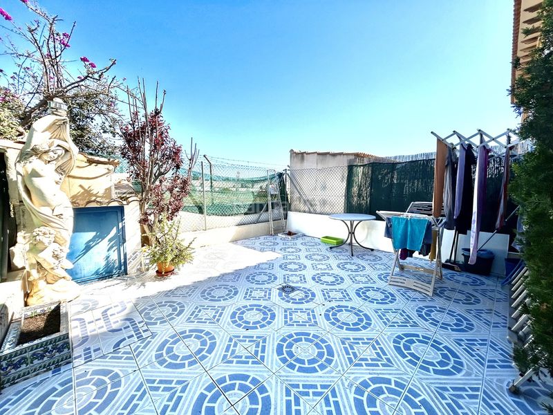 Foto e157e9ca-00b1-4754-a8fa-2b8c468ba59c. Àtic amb aparcament a Playa Flamenca Orihuela