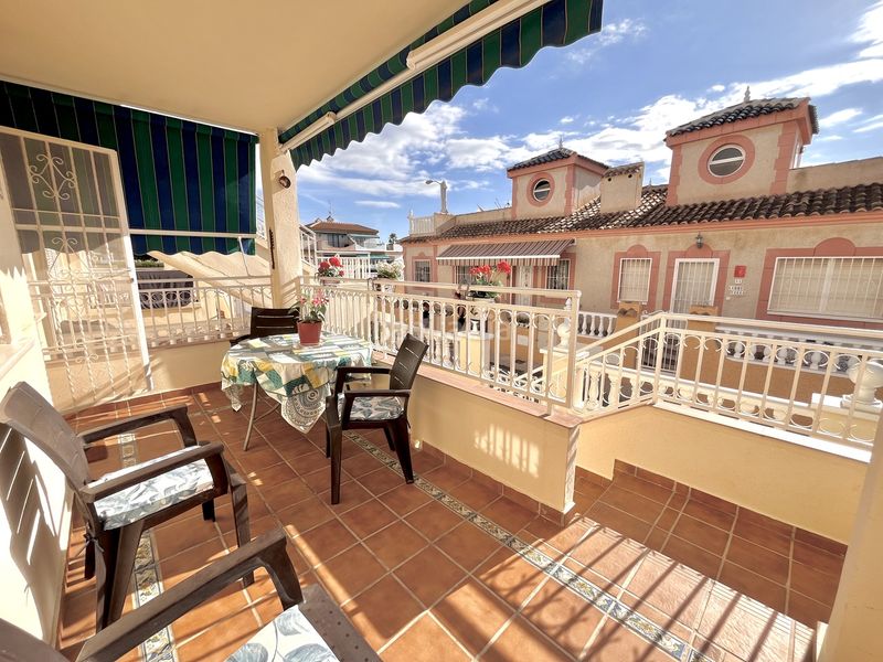 Foto 8df0d273-c429-4d3b-85b0-2fb5bb0cb431. Apartament amb aparcament a Playa Flamenca Orihuela