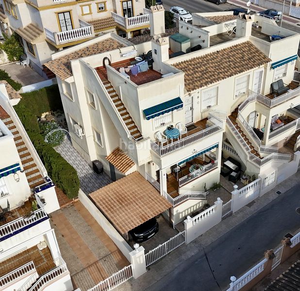 Foto b02b0d67-aa83-4db7-adce-f4cb7691e0ff. Apartament amb aparcament a Playa Flamenca Orihuela
