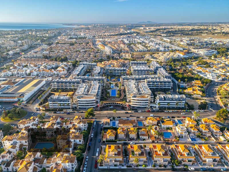 Foto 6c6f35df-e33c-4545-a646-c15444a6b8f8. Apartament a Playa Flamenca Orihuela