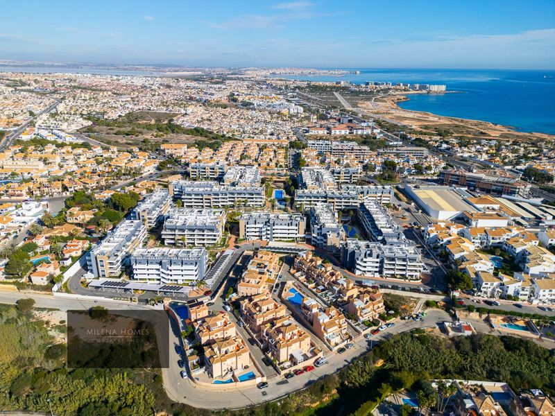 Foto a9493ca0-7d96-400c-a1d0-8c0a21305e17. Apartament a Playa Flamenca Orihuela