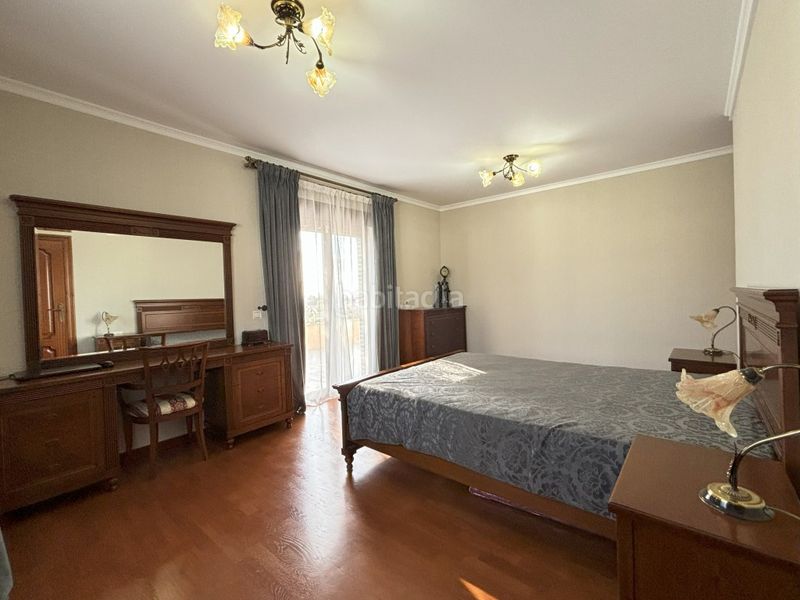 Foto 19ce58bd-2e4b-4773-85fc-2c28df967b74. Casa amb piscina a Rojales