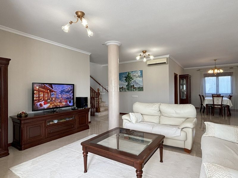 Foto 538a5021-4824-4d53-a415-12003b3b754f. Casa amb piscina a Rojales