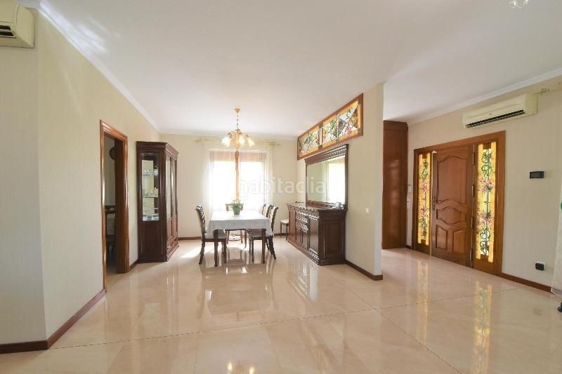 Foto 1c3dd0e1-644f-402a-a0e9-0e6567824448. Casa amb piscina a Rojales