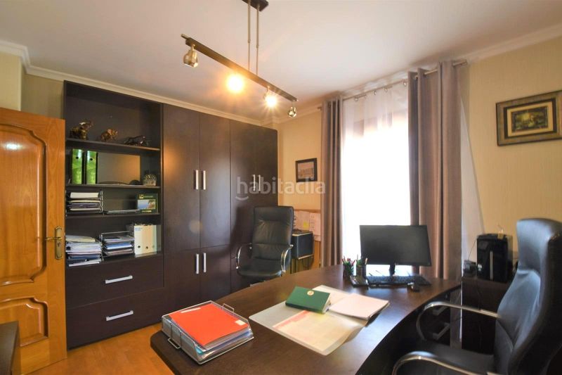 Foto 2db2c8de-3a9e-43c4-a414-50f1e1008356. Casa amb piscina a Rojales