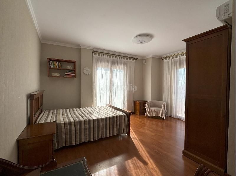 Foto 52ca7fd5-bb33-471b-a3df-3d258a41f412. Casa amb piscina a Rojales