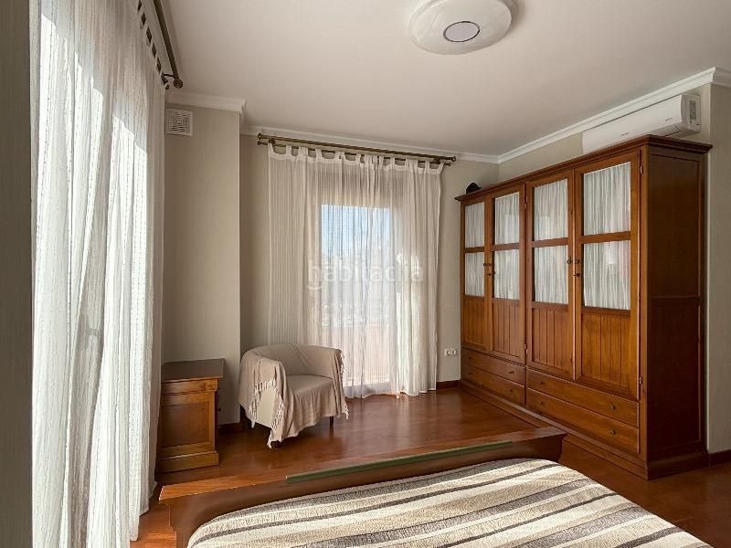 Foto ba0261e4-1795-483d-88b0-4a07fea30b07. Casa amb piscina a Rojales