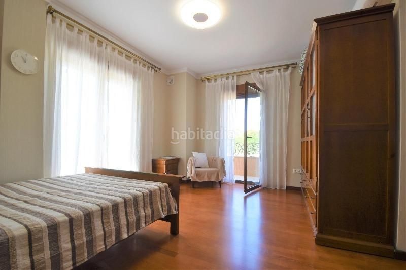 Foto bd5053b4-a257-4461-9c80-f42a31409c18. Casa amb piscina a Rojales