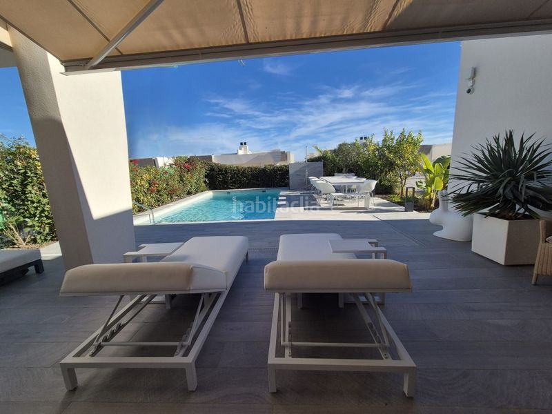 Foto 7f0bedd2-69d1-48f8-8aa8-3789ea25e780. Casa amb piscina a Algorfa