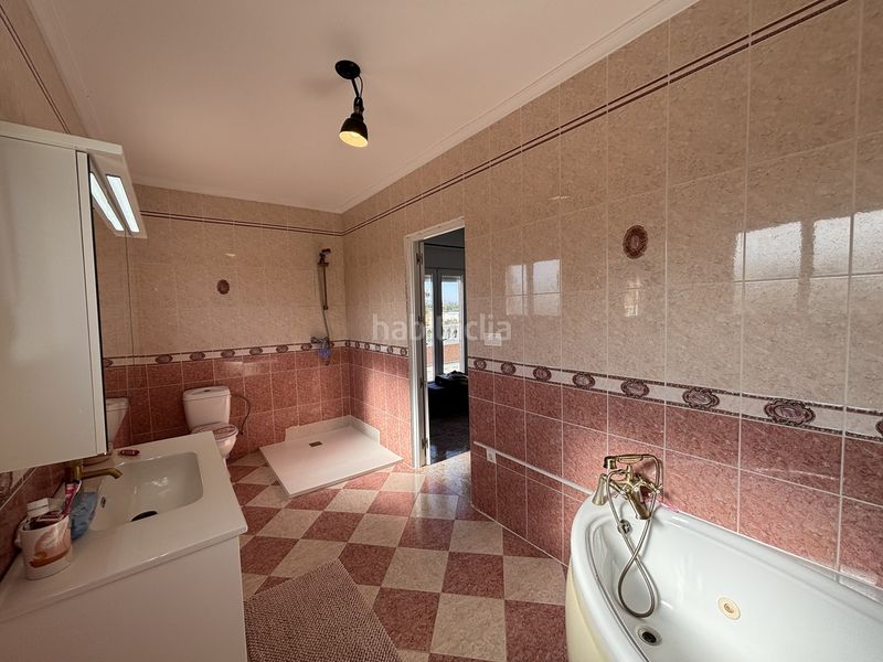 Foto 18ebcee6-87c3-44ec-82bc-17f9f5f7bb41. Casa amb aparcament a Benijófar