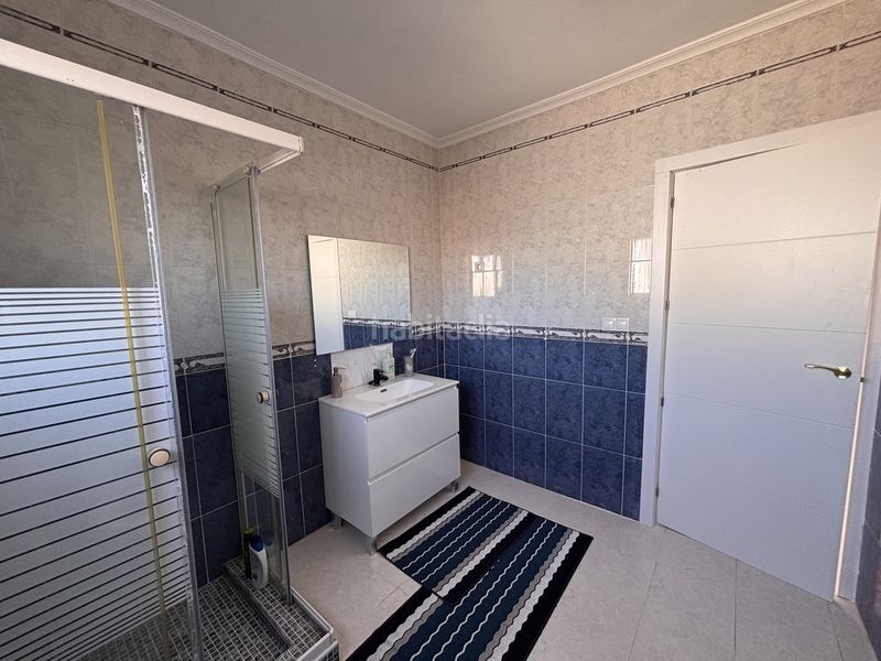 Foto 313eaaaa-0581-4cd2-9a9a-6704ba7a6512. Casa amb aparcament a Benijófar