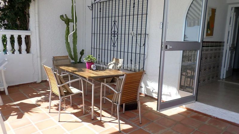 Foto d7775316-a53e-4c50-ab4b-5beb084123c3. Casa amb aparcament a Rojales