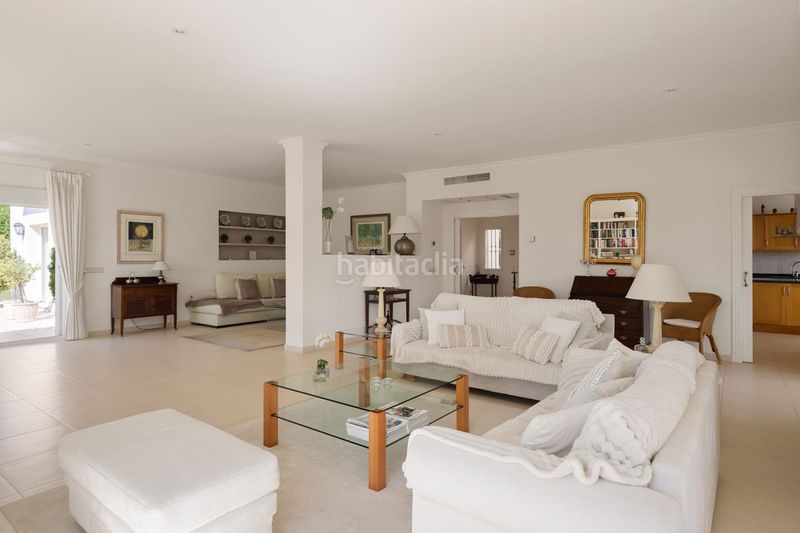 Foto f44b9f58-902a-48ab-85ed-4e821f207507. Casa a los arqueros - puerto del almendro Benahavís