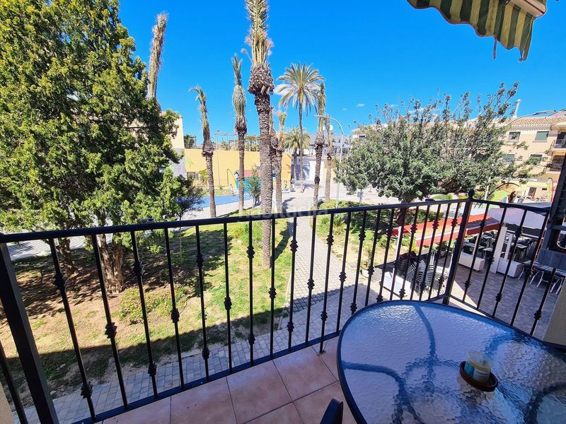 Foto d1664f33-65d0-4879-bbc4-195806b657ec. Apartament amb aparcament a Centro Alcázares (Los)