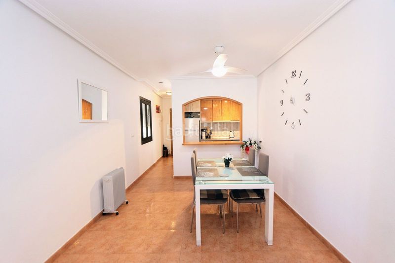Foto db3bf754-fbaa-4cec-8fb0-f5fc91a8af27. Apartament amb aparcament a Centro Alcázares (Los)