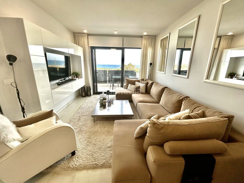 Foto 010264ca-477e-49c1-8888-df689a1a402b. Apartament amb aparcament a Playa Flamenca Orihuela