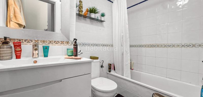 Foto e538e888-8f53-4d7c-8ede-47ddf709a7d8. Casa adossada a La Florida Orihuela