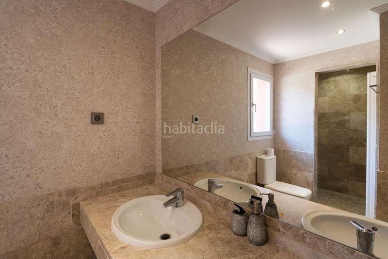 Foto 6e9bc69c-0ef6-48d8-86c7-81f76c33f5a3. Casa en Santa Clara Marbella