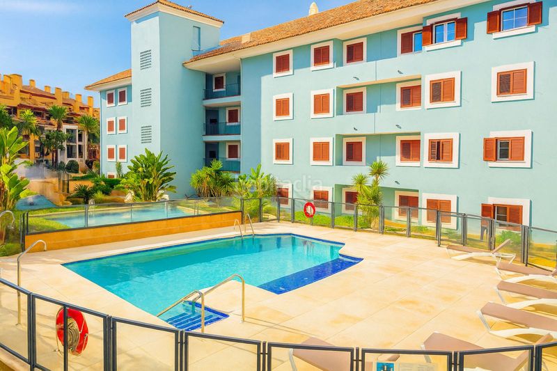 Foto b446cd09-6091-45f7-b470-ac26871fd8f9. Apartament a Sotogrande costa Sotogrande
