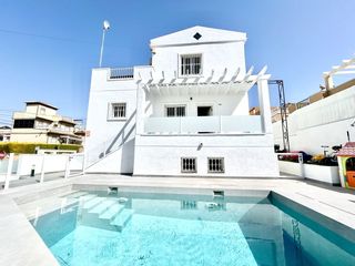 Maison à Villamartín-Las Filipinas