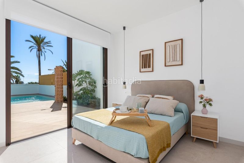 Foto e5d9ab30-32bf-4886-b5c9-0f2ed75ff13f. Casa amb piscina a Centro Alcázares (Los)