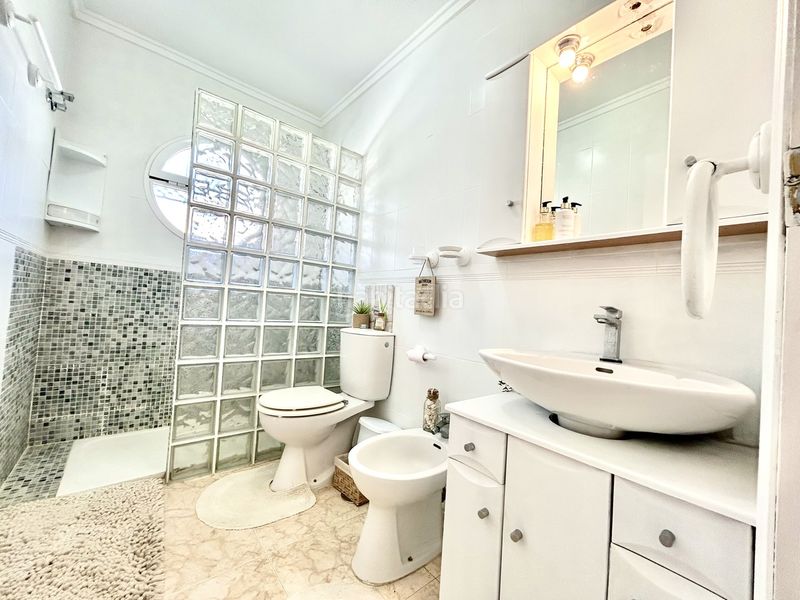 Foto 69134b14-cc72-4cc6-acef-b48c933f447b. Casa adossada a Punta Prima Orihuela