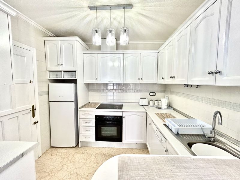 Foto 81e736e5-fcef-46fb-89cc-fb4239772b98. Casa adossada a Punta Prima Orihuela