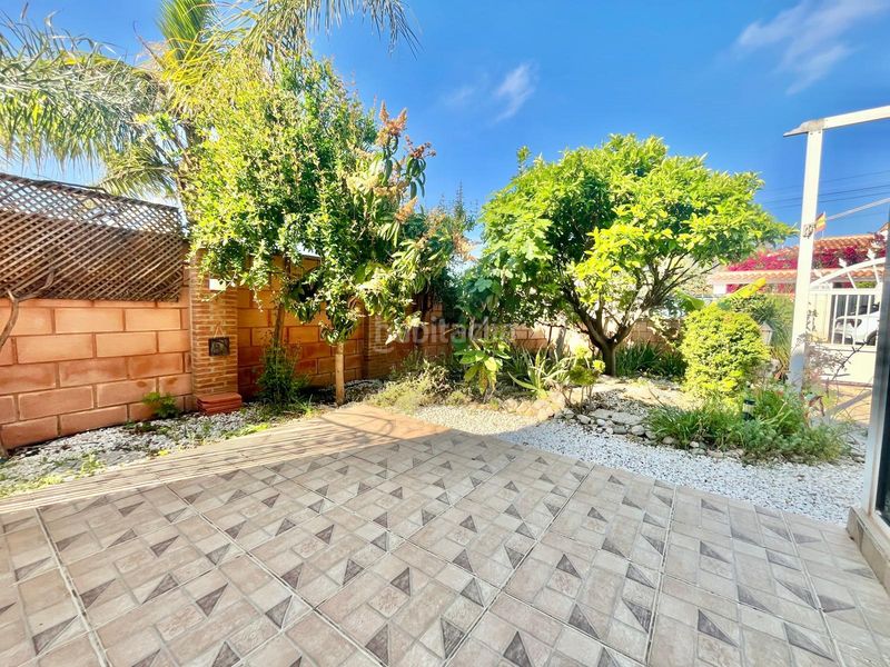 Foto 595a9b2f-7abc-4255-9fe2-e2b0acba7225. Casa a La Florida Orihuela