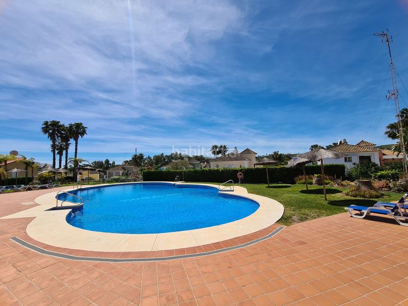 Foto 0365a0c6-5630-4d22-ab7c-e502a6655558. Casa adossada amb aparcament a La Duquesa Manilva