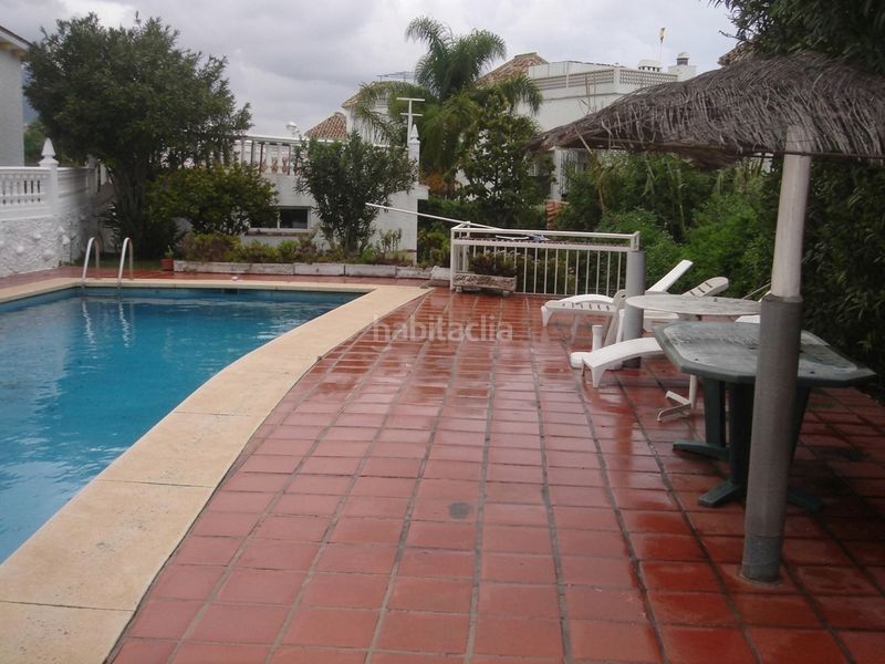 Foto 5071b50d-1748-445a-a5a5-cfc71a513936. Casa amb piscina a Las Flores Mijas