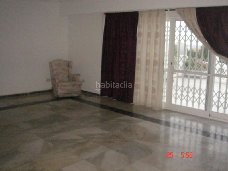 Foto 95f89a06-e43f-4a9a-84be-78e355cac7e8. Casa amb piscina a Las Flores Mijas