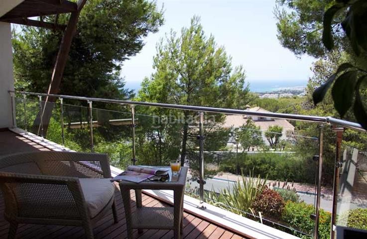 Foto a6e05f2a-655b-4b21-8559-e08d23ac7ebf. Casa amb piscina a Casco Antiguo Marbella