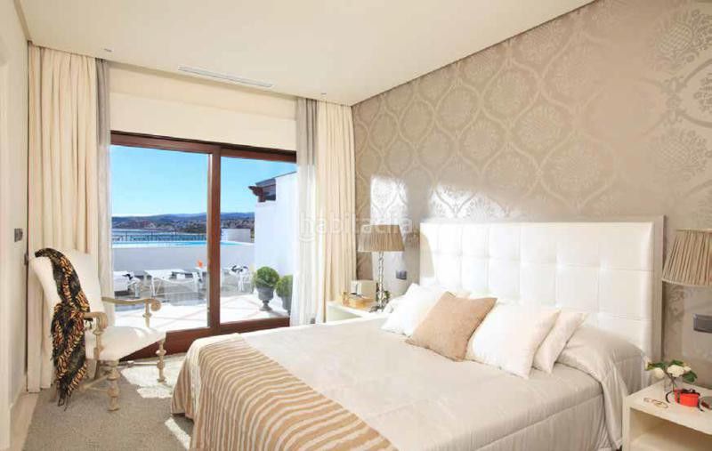 Foto ce2069aa-eee6-442e-b466-6d4fc05a9df2. Apartament amb piscina a Casco Antiguo Marbella