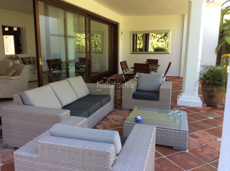 Foto 18b766fc-1a2a-4adb-b666-8c5a7b09b412. Casa amb aparcament piscina a Guadalmina Baja Marbella