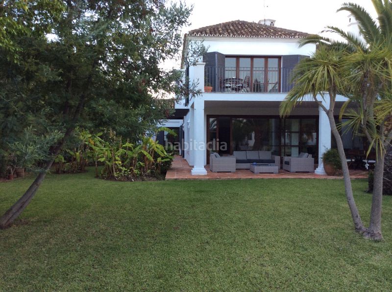 Foto c841bcce-1fc9-4599-8b53-d4455e5e4680. Casa amb aparcament piscina a Guadalmina Baja Marbella