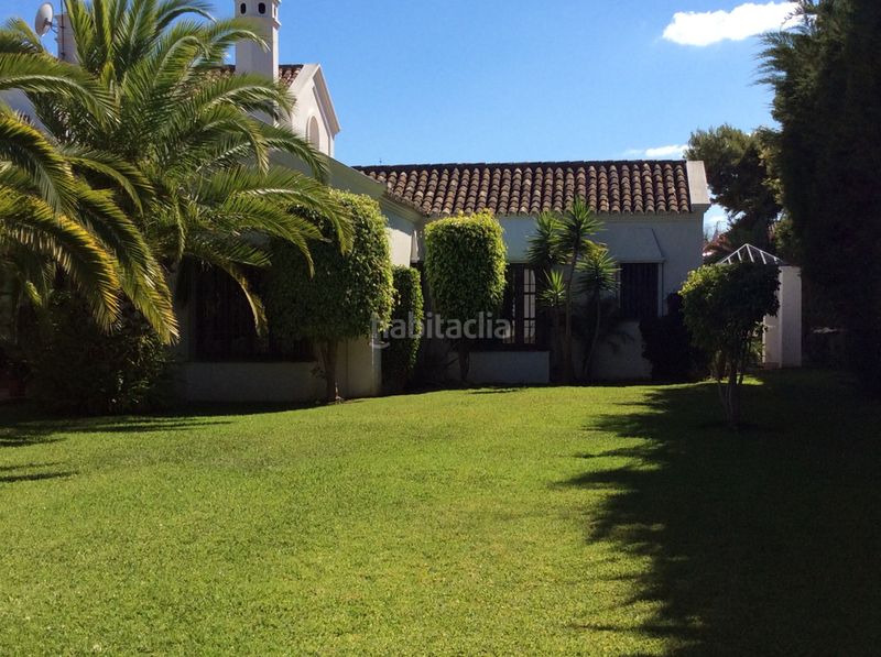 Foto cb2d0b94-90eb-48be-ac94-0a1d9871928e. Casa amb aparcament piscina a Guadalmina Baja Marbella