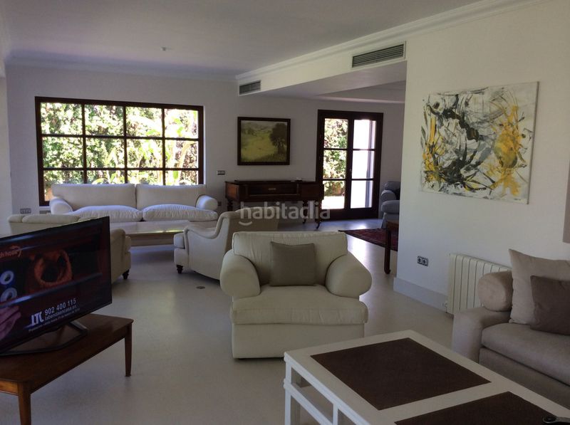 Foto f0c6730b-cd7b-44e9-81e2-c316afa01018. Casa amb aparcament piscina a Guadalmina Baja Marbella