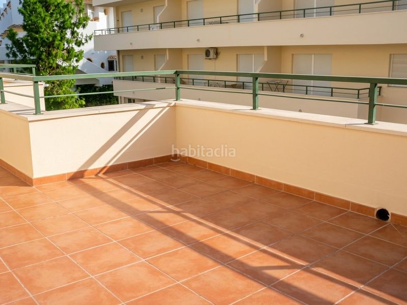 Foto fd20d8d5-8a5e-440f-8c8a-8201d6804708. Apartament amb aparcament piscina a Centro Nerja