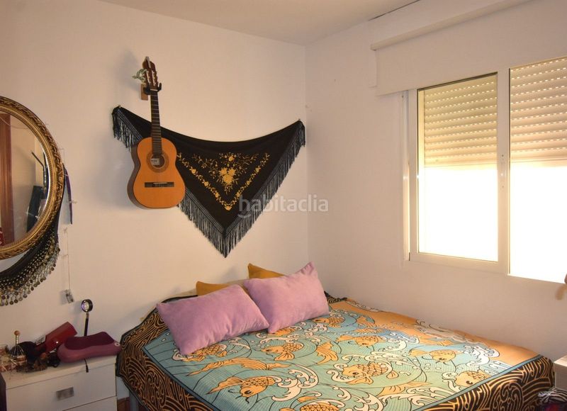 Foto 4e474f1f-01b4-4487-bf21-410bd1fcd099. Casa amb aparcament a La Carihuela - Los Nidos Torremolinos